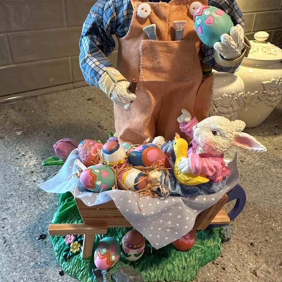 Easter Bunny Rabbit Couple, Fabric Mache, Hand Painted, 12"x 7" Unused, w/Box - Picture 11 of 14